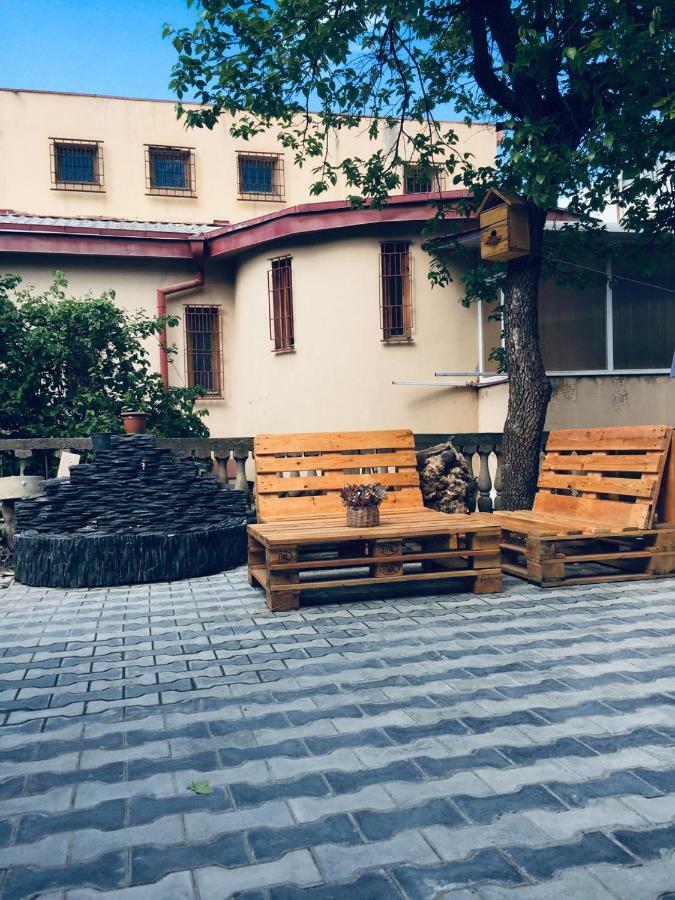 Birdhouse Rooms Tbilisi Exterior foto