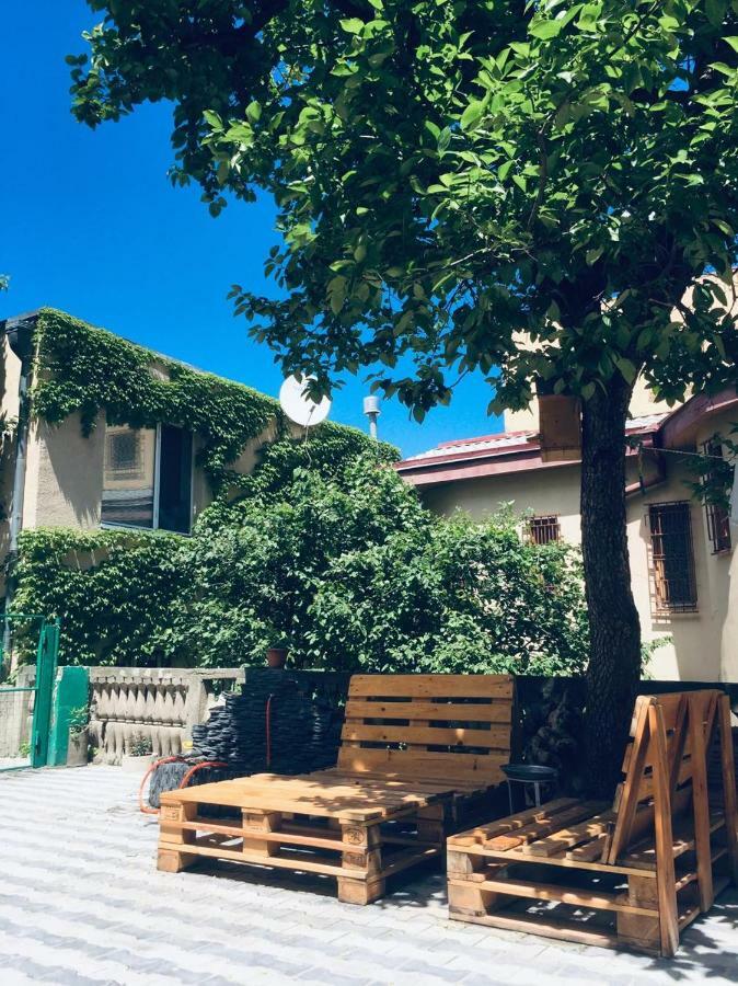 Birdhouse Rooms Tbilisi Exterior foto